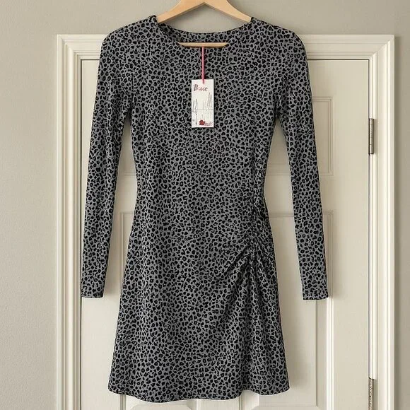 Parker NY Arctic Spot Leopard Ruched Long Sleeve Fit & Flare Dress XS NWT $218 - Picture 1 of 3